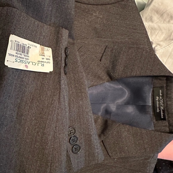 RJ CLASSICS PLATINUM SHOW COAT - Picture 5 of 5